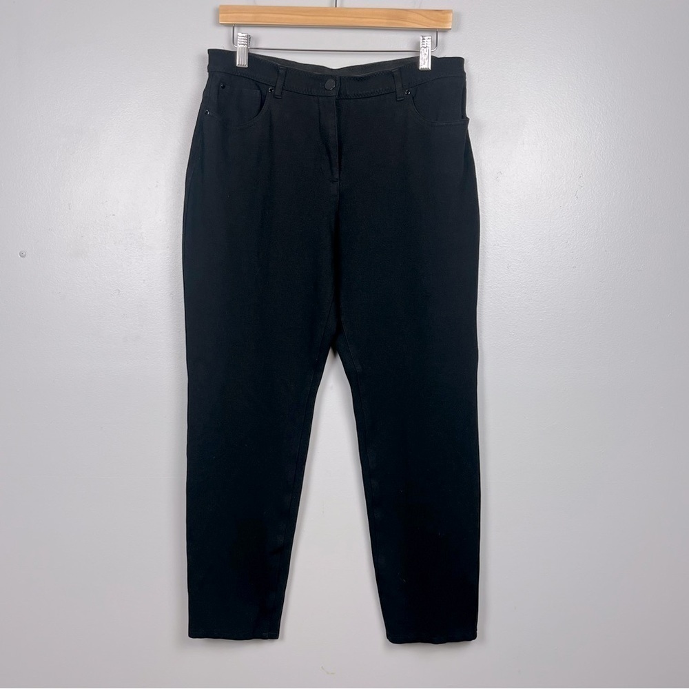 Chico’s So Slimming black zip button elastic waist pants, size 1.5 short = 10P.